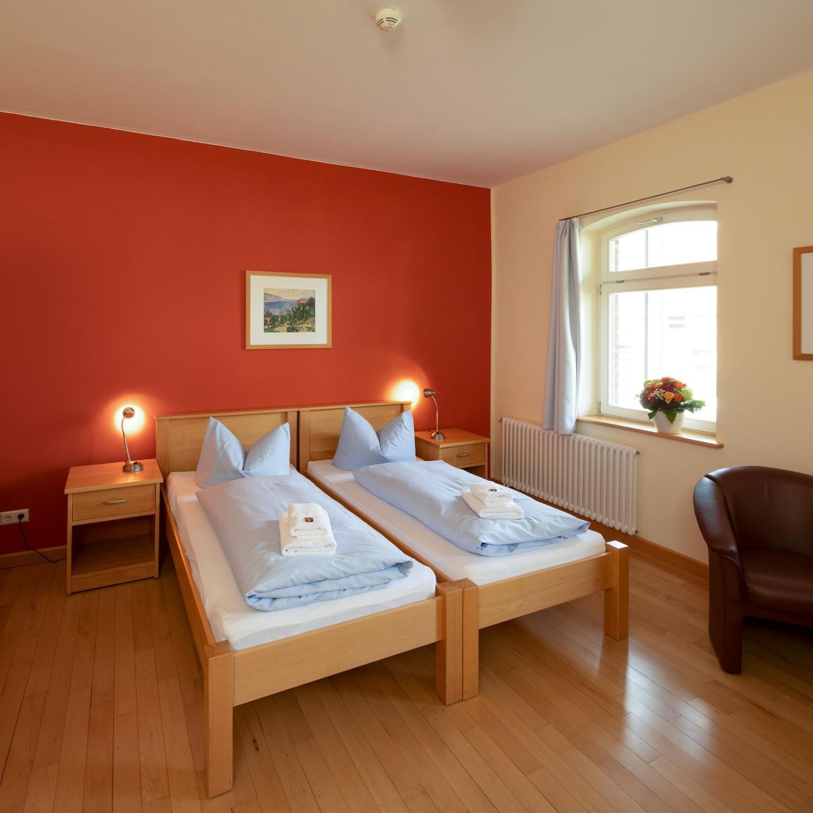 Biohotel Stiftsgut Wilhelmsgluecksbrunn Creuzburg Екстериор снимка
