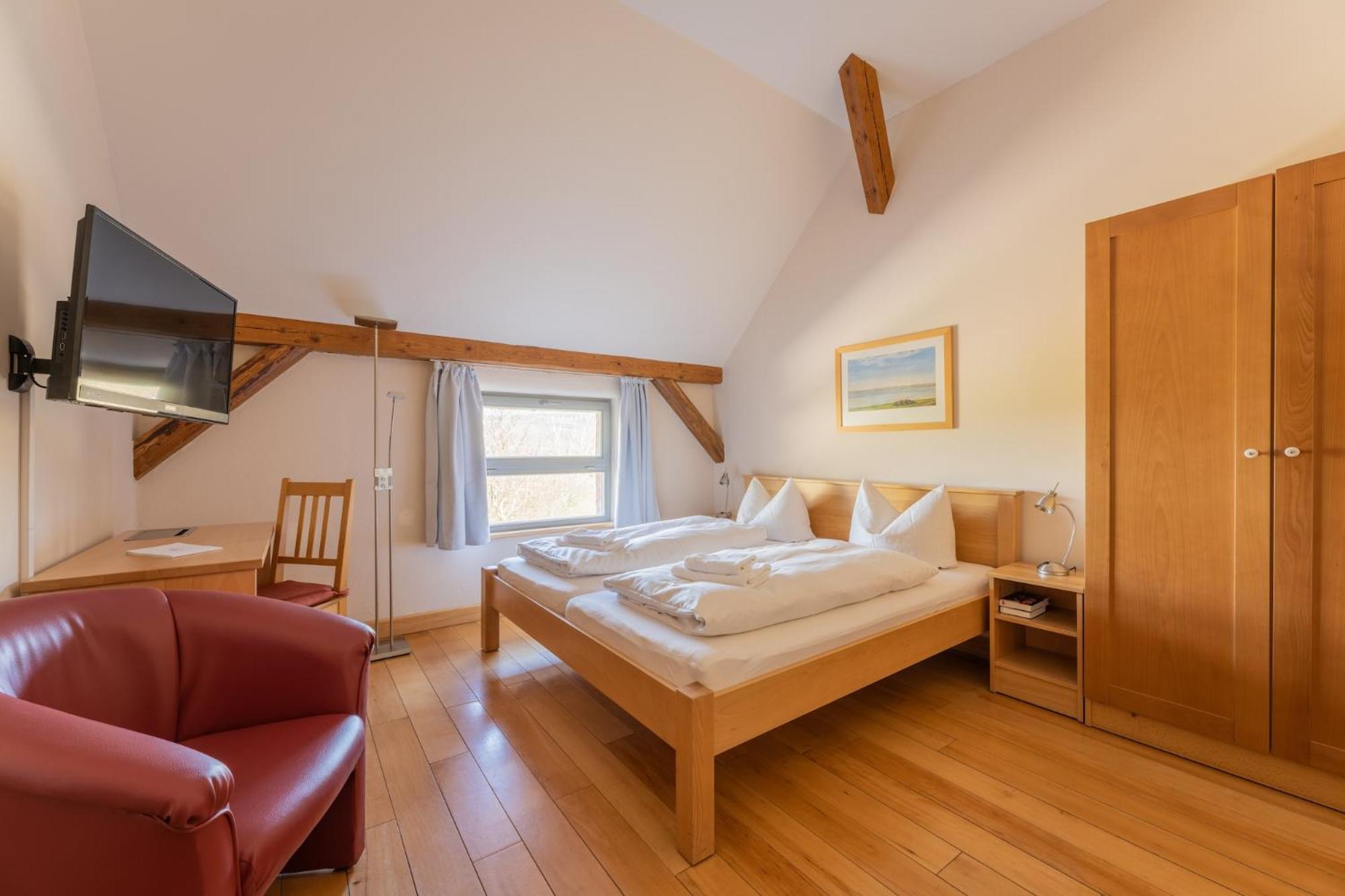 Biohotel Stiftsgut Wilhelmsgluecksbrunn Creuzburg Екстериор снимка