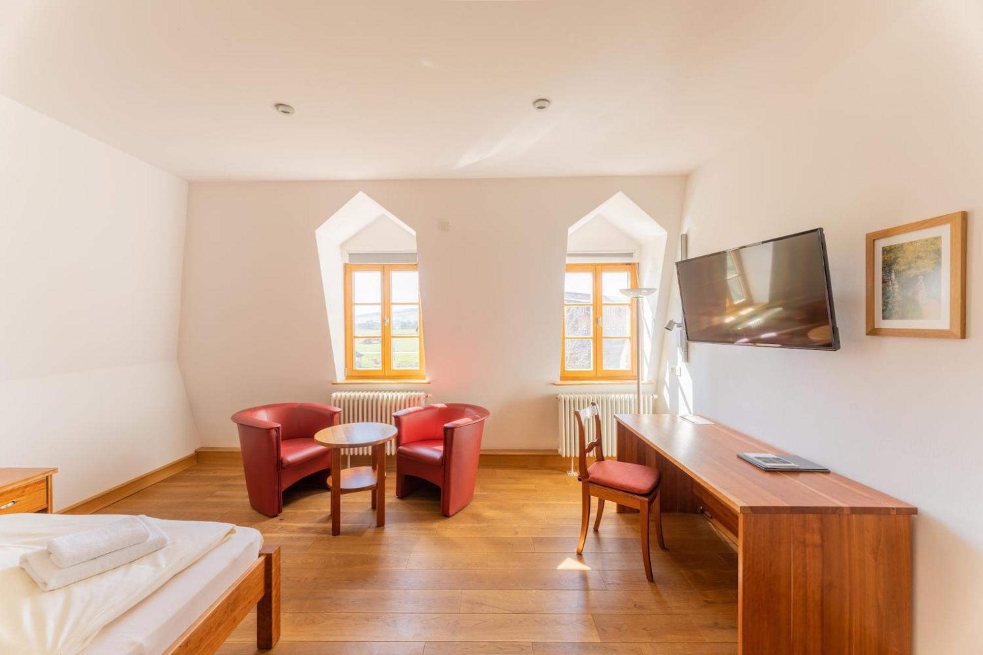 Biohotel Stiftsgut Wilhelmsgluecksbrunn Creuzburg Екстериор снимка